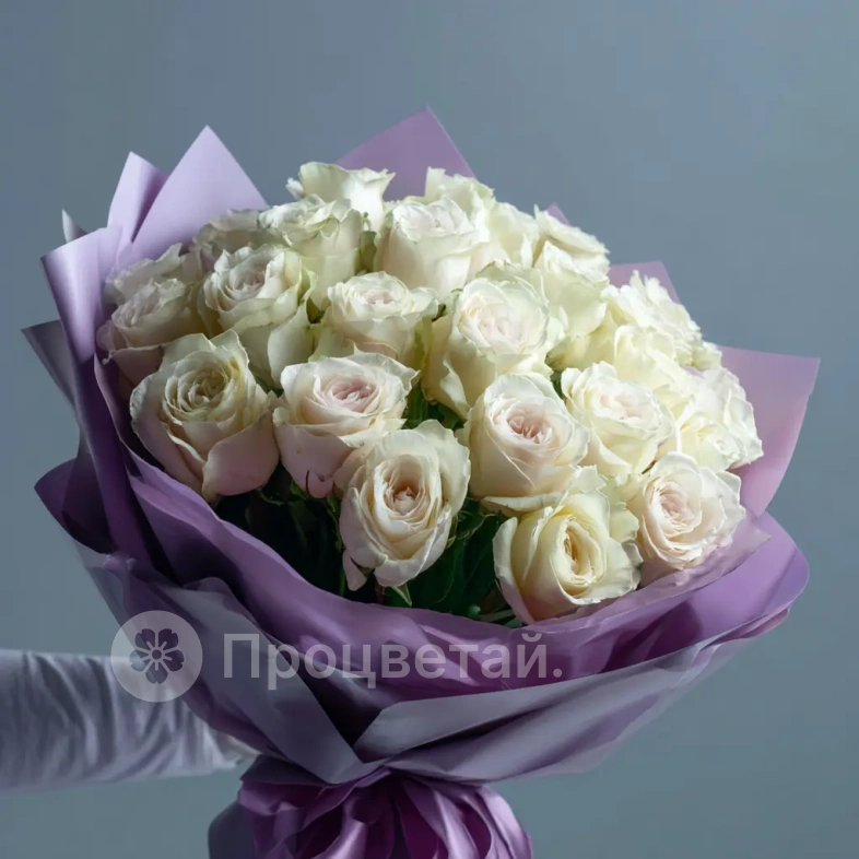 Белые розы &laquo;Нежность вечера&raquo;