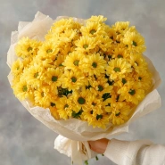 Монобукет из желтых кустовых хризантем 0