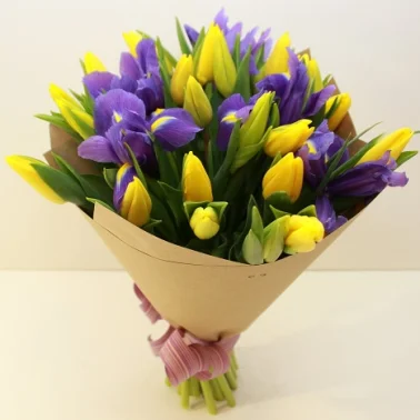 Букет «Классика цвета»