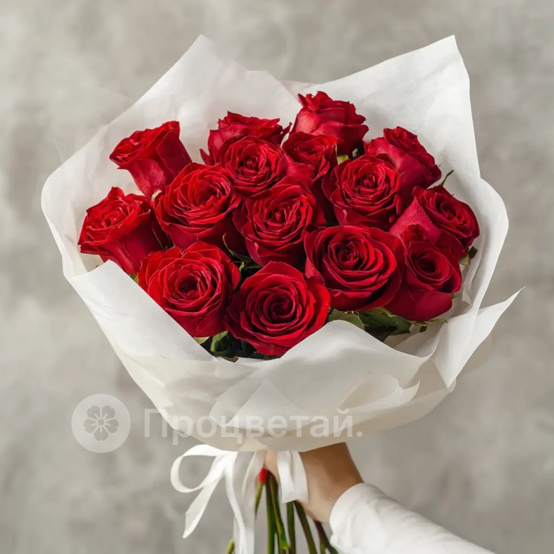 15 красных российских роз 60 см